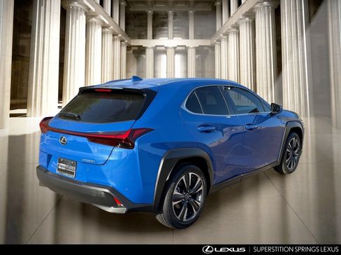 Used 2024 Lexus UX 250h FWD image 9