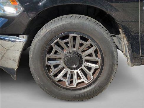 Used 2019 RAM 1500 Tradesman image 13