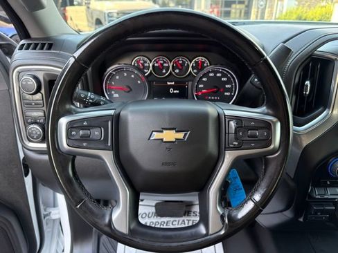Used 2023 Chevrolet Silverado 2500 LT AWD/4WD image 15