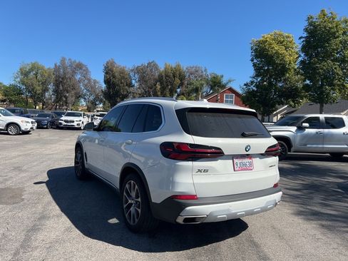 Used 2024 BMW X5 sDrive40i w/ Parking Assistance Package image 5