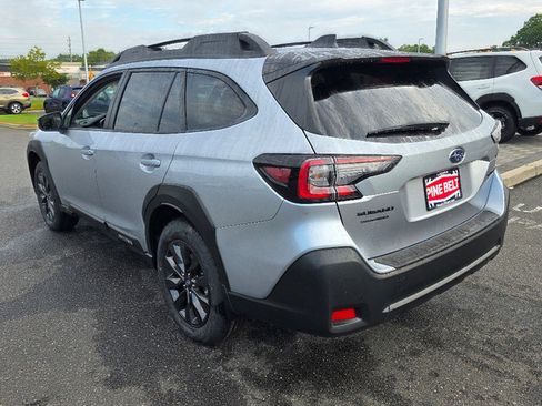 Used 2025 Subaru Outback Onyx Edition image 10
