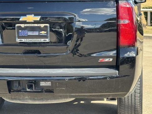 Used 2019 Chevrolet Tahoe LT w/ Off-Road Package AWD/4WD image 7