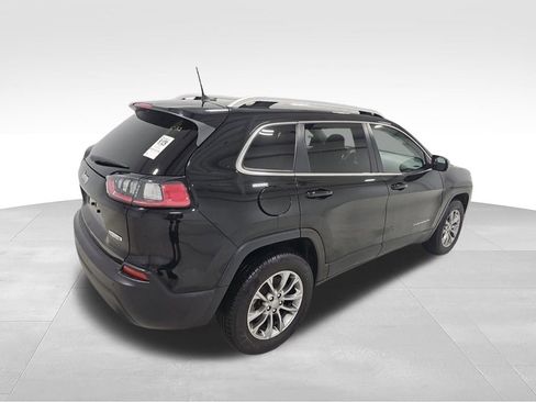 Used 2020 Jeep Cherokee Latitude Plus w/ Cold Weather Group AWD/4WD image 2