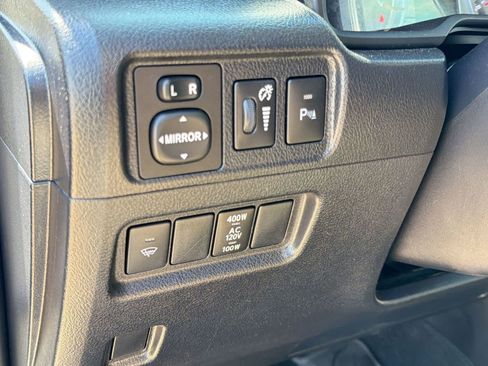 Used 2019 Toyota 4Runner Limited image 19
