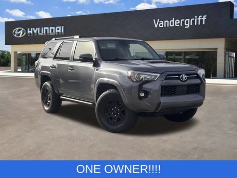 Used 2022 Toyota 4Runner TRD Off-Road Premium image 1