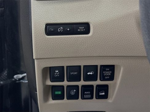 Used 2016 Nissan Rogue SL w/ SL Premium Package image 11