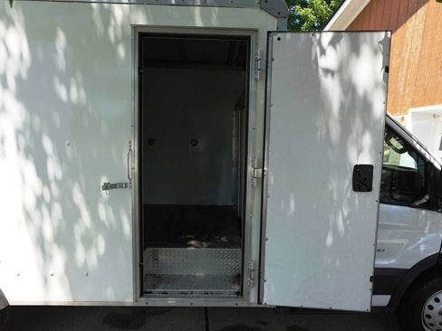 Used 2022 Ford Transit 350 DRW RWD image 24