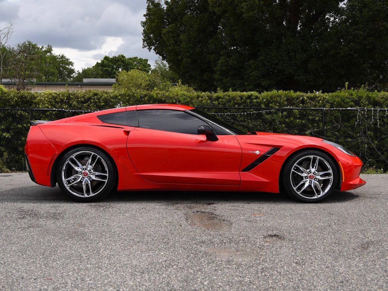 Used 2015 Chevrolet Corvette Stingray Coupe RWD image 6