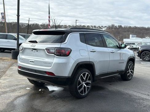 Used 2024 Jeep Compass Limited w/ Elite Group AWD/4WD image 6