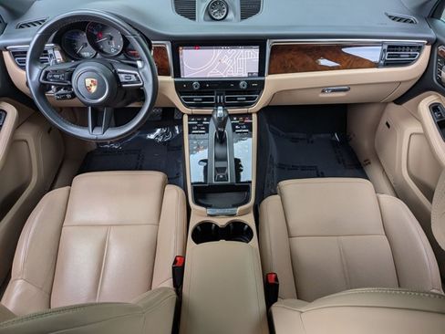 Used 2023 Porsche Macan AWD/4WD image 19