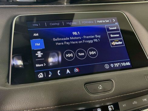 Used 2020 Cadillac XT4 Premium Luxury w/ Cold Weather Package AWD/4WD image 19