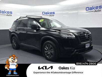 Used 2022 Nissan Pathfinder SV w/ SV Black Package
