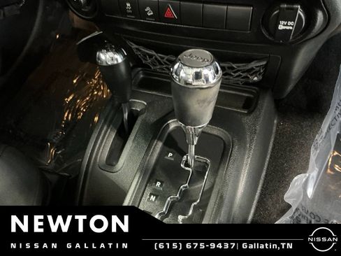 Used 2017 Jeep Wrangler Unlimited Sport w/ Quick Order Package 24S AWD/4WD image 19