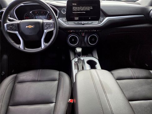 Used 2024 Chevrolet Blazer LT w/ Sound & Technology Package AWD/4WD image 9