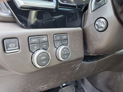 New 2026 GMC Sierra 1500 SLT w/ SLT Premium Plus Package image 13