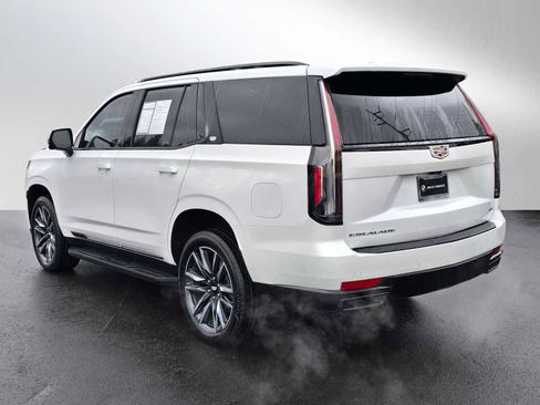 Used 2024 Cadillac Escalade Sport image 5