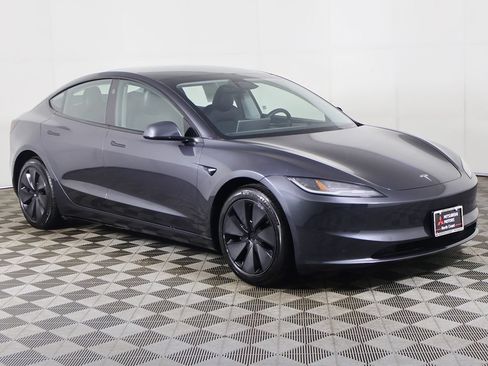 Used 2024 Tesla Model 3 Long Range RWD image 2