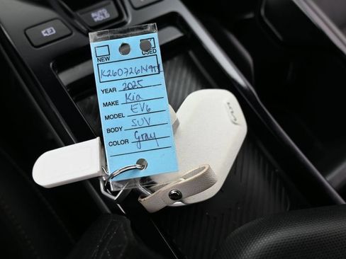 Used 2025 Kia EV6 Light RWD image 28