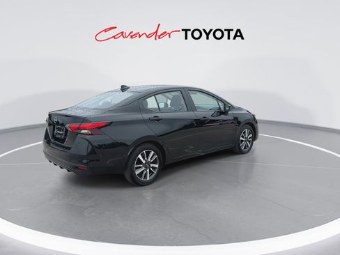 Used 2025 Nissan Versa SV FWD image 8