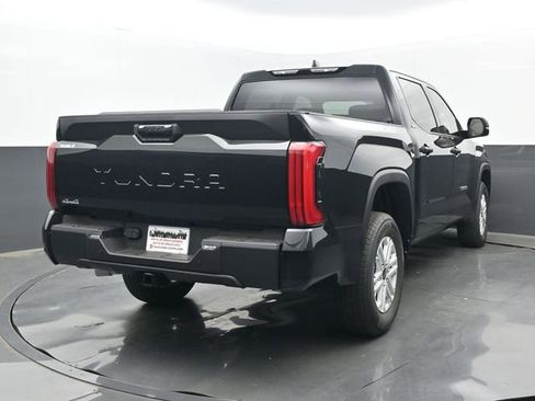 New 2026 Toyota Tundra SR5 w/ SR5 Convenience Package AWD/4WD image 20