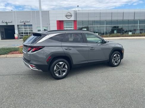 Used 2025 Hyundai Tucson SEL AWD/4WD image 6