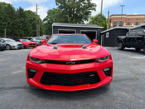 Used 2018 Chevrolet Camaro SS RWD image 8
