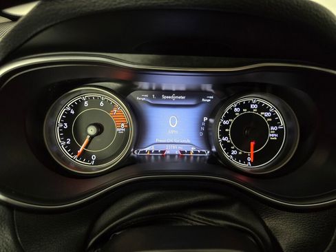 Used 2021 Jeep Cherokee Trailhawk w/ Technology Group image 26