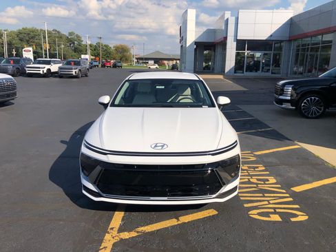 New 2026 Hyundai Sonata Blue image 2