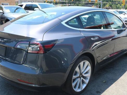 Used 2020 Tesla Model 3 Standard Range RWD image 7