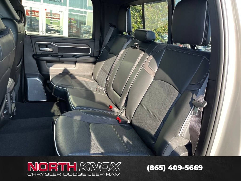 New 2027 RAM 3500 Laramie AWD/4WD image 17