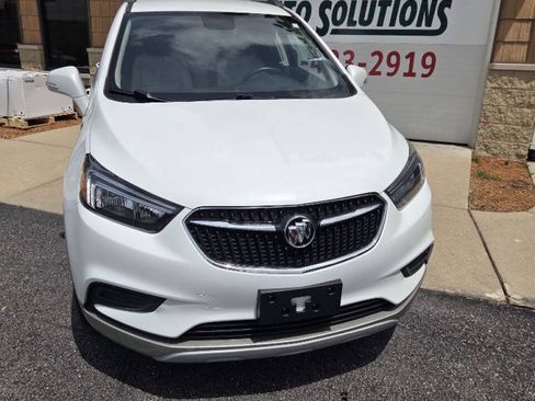 Used 2017 Buick Encore Preferred FWD image 2