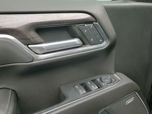 Used 2022 Chevrolet Silverado 1500 LTZ w/ LTZ Premium Package image 24