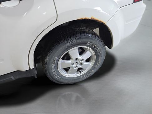 Used 2012 Ford Escape XLT AWD/4WD image 24
