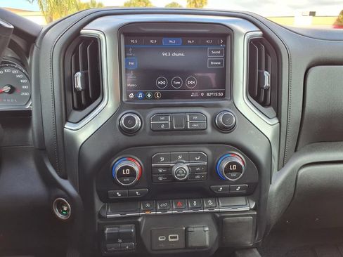 Used 2020 Chevrolet Silverado 1500 RST w/ True North Edition AWD/4WD image 29