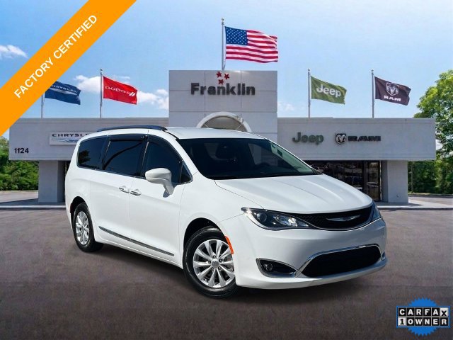 Used 2019 Chrysler Pacifica Touring-L FWD image 1