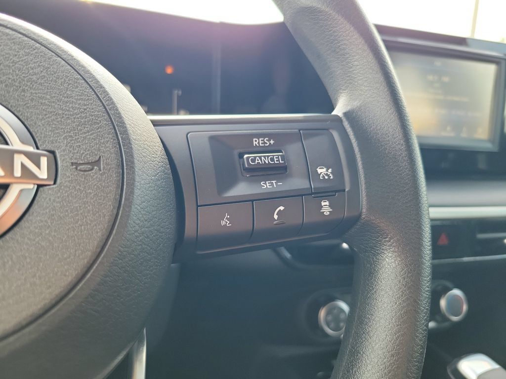 Certified 2025 Nissan Kicks S FWD image 23