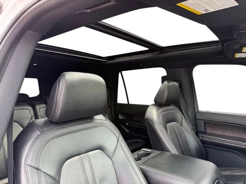 Used 2021 Ford Expedition Max Limited AWD/4WD image 30
