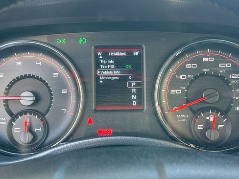 Used 2012 Dodge Charger R/T image 18