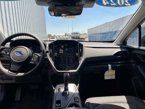 Used 2024 Subaru Crosstrek 2.0i Premium AWD/4WD image 17