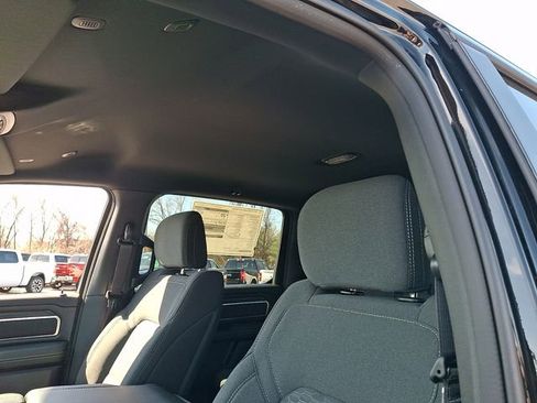 New 2026 RAM 1500 Big Horn AWD/4WD image 9