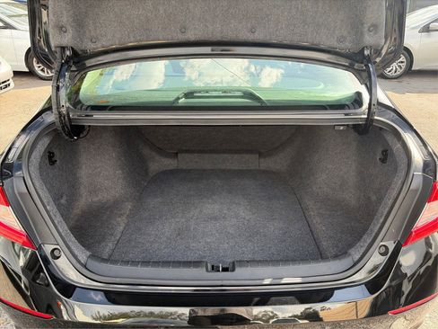 Used 2018 Honda Accord LX image 15