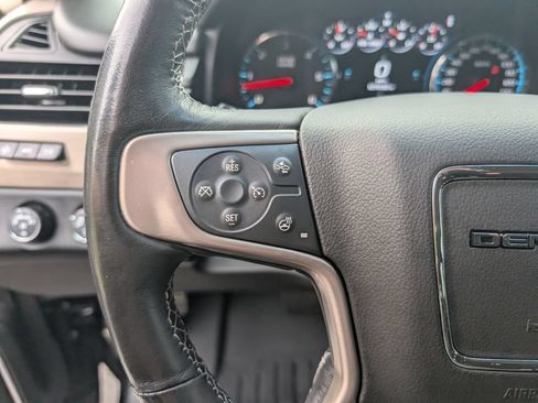 Used 2018 GMC Yukon XL Denali w/ Open Road Package AWD/4WD image 17