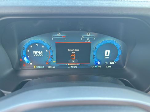 New 2025 Ford Bronco Outer Banks image 17