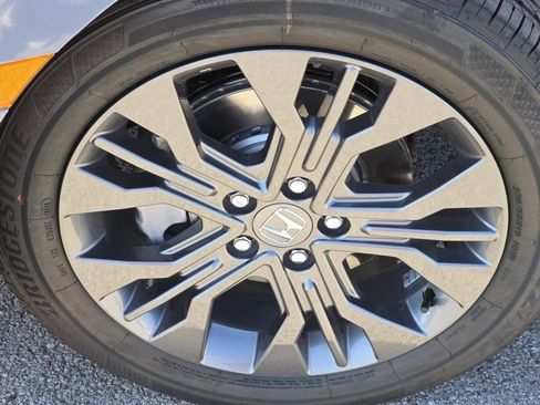 New 2026 Honda Odyssey Touring image 3