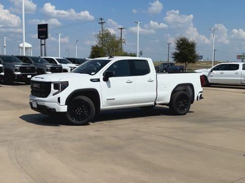 New 2026 GMC Sierra 1500 Elevation image 4