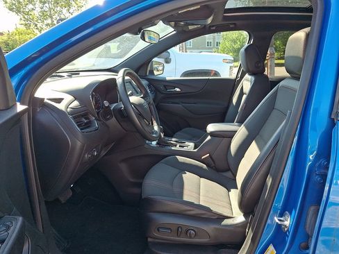 Used 2024 Chevrolet Equinox RS AWD/4WD image 12