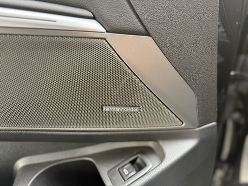 Used 2022 BMW M340i xDrive image 8