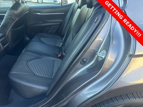 Used 2024 Toyota Camry SE image 10