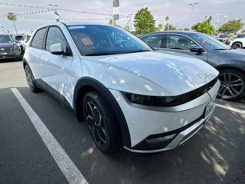 Used 2024 Hyundai Ioniq 5 SEL RWD image 2
