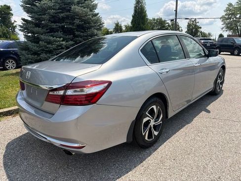 Used 2017 Honda Accord LX image 6